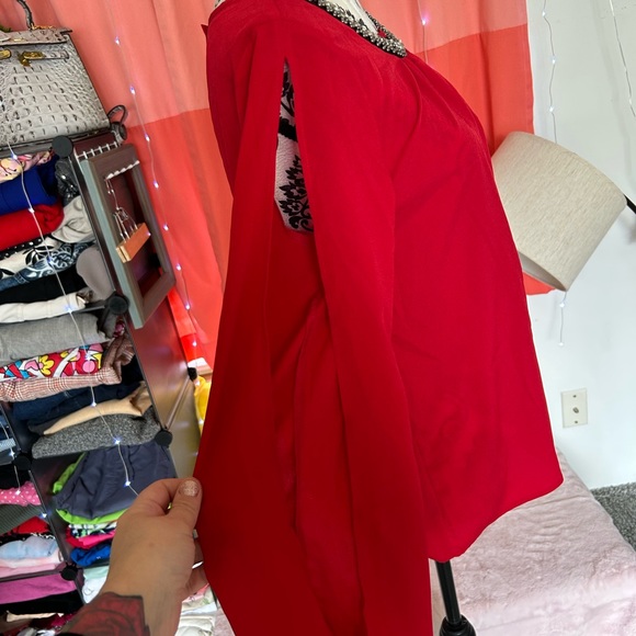 Daytrip Women’s Red Cut Out Sleeve Beaded Neck Button Up Back Blouse S - Picture 5 of 11